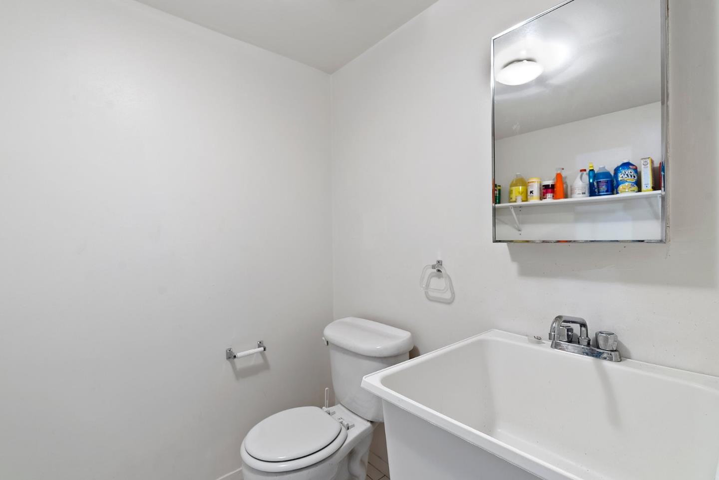 Detail Gallery Image 21 of 32 For 462 Rennie Ave, San Jose,  CA 95127 - 3 Beds | 1/1 Baths