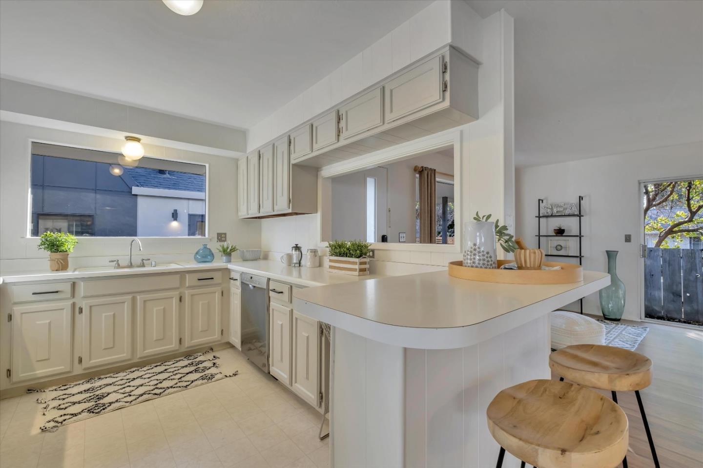 Detail Gallery Image 11 of 36 For 103 Darlington Ln, Soquel,  CA 95073 - 2 Beds | 2 Baths