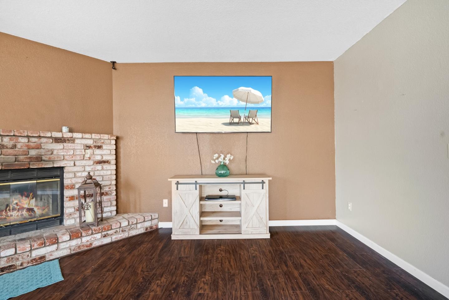 Detail Gallery Image 17 of 42 For 641 Neil Dr, Hollister,  CA 95023 - 3 Beds | 2 Baths