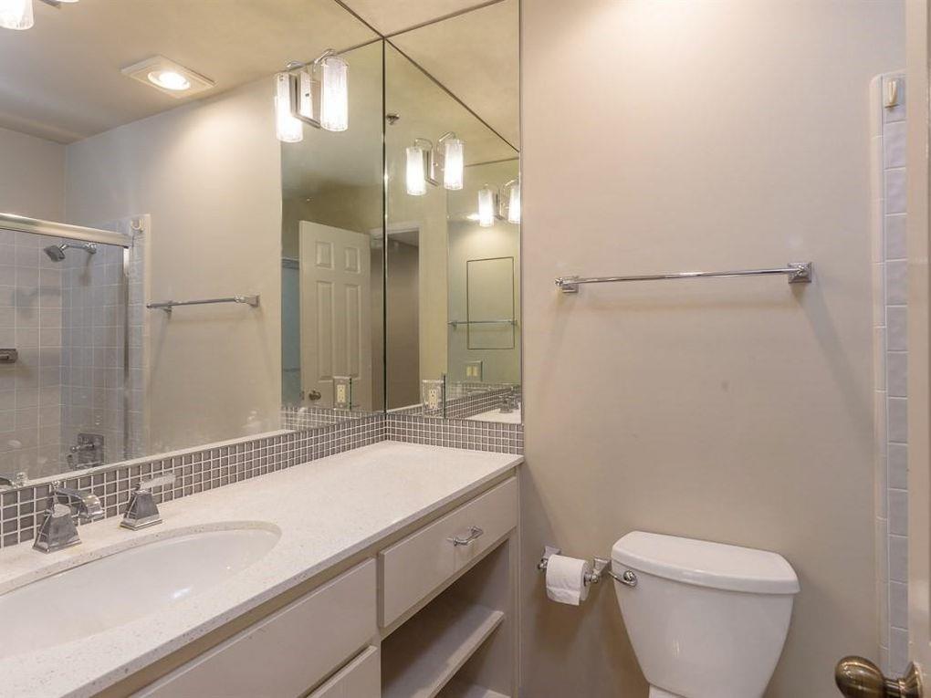 Detail Gallery Image 15 of 18 For 153 California Ave #F105,  Palo Alto,  CA 94306 - 2 Beds | 2 Baths