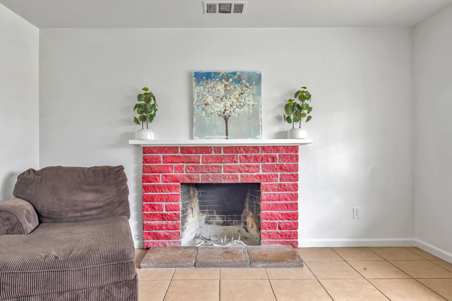 Detail Gallery Image 7 of 32 For 1339 Cardinal St, Los Banos,  CA 93635 - 4 Beds | 2 Baths