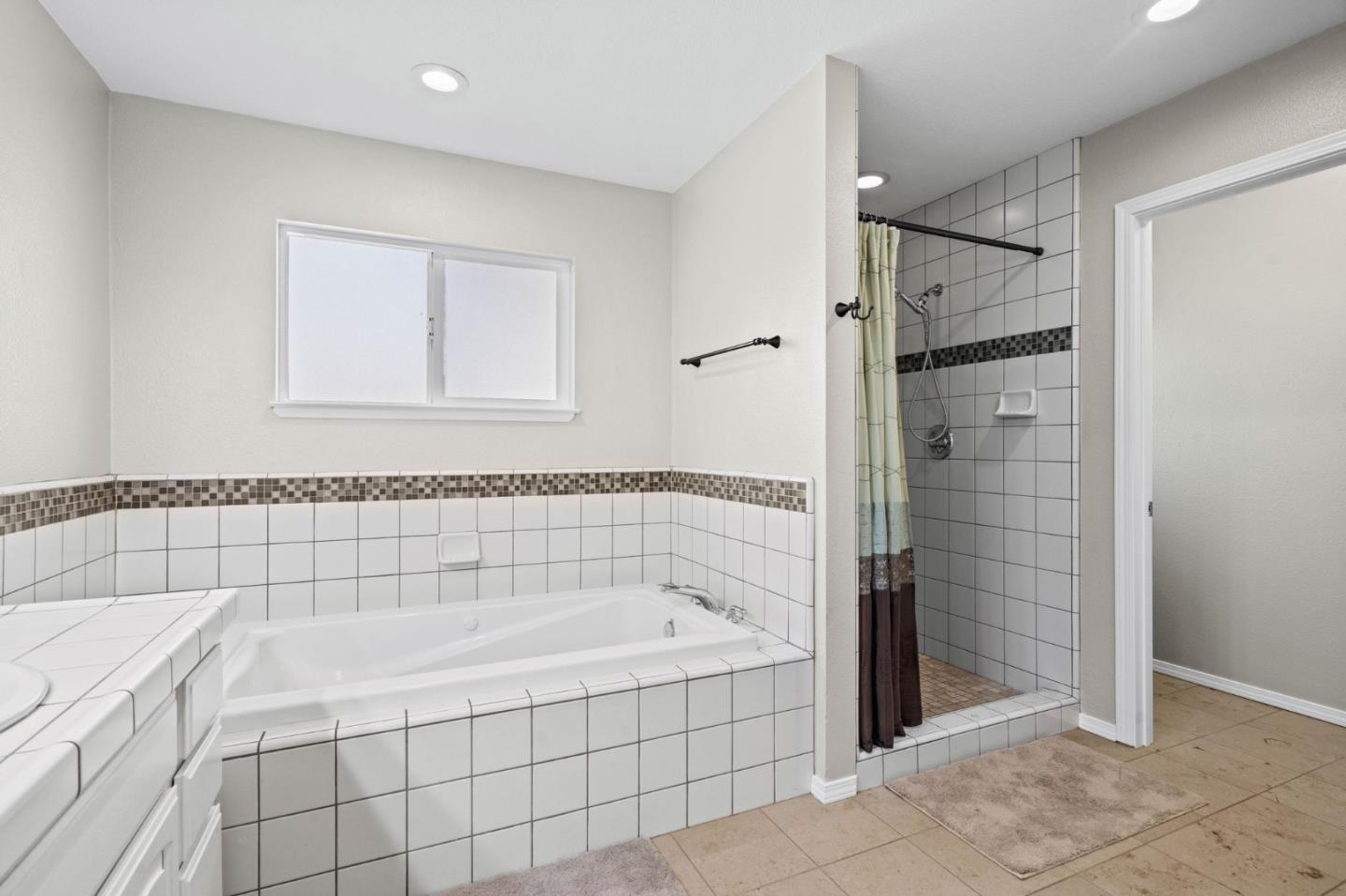 Detail Gallery Image 28 of 47 For 9674 Monterey Rd, Morgan Hill,  CA 95037 - 3 Beds | 2/1 Baths