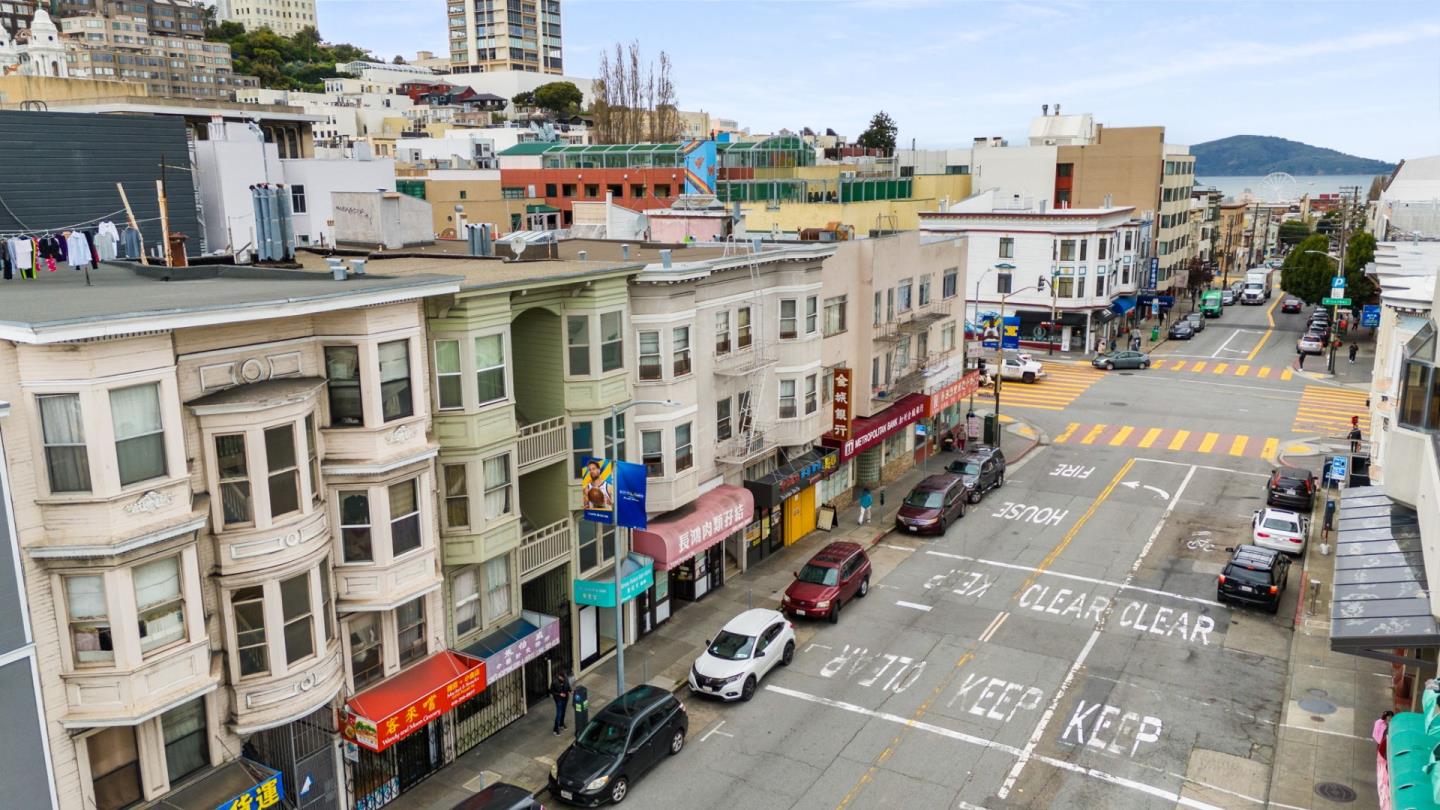 Photo of 1329-1333 Powell St in San Francisco, CA