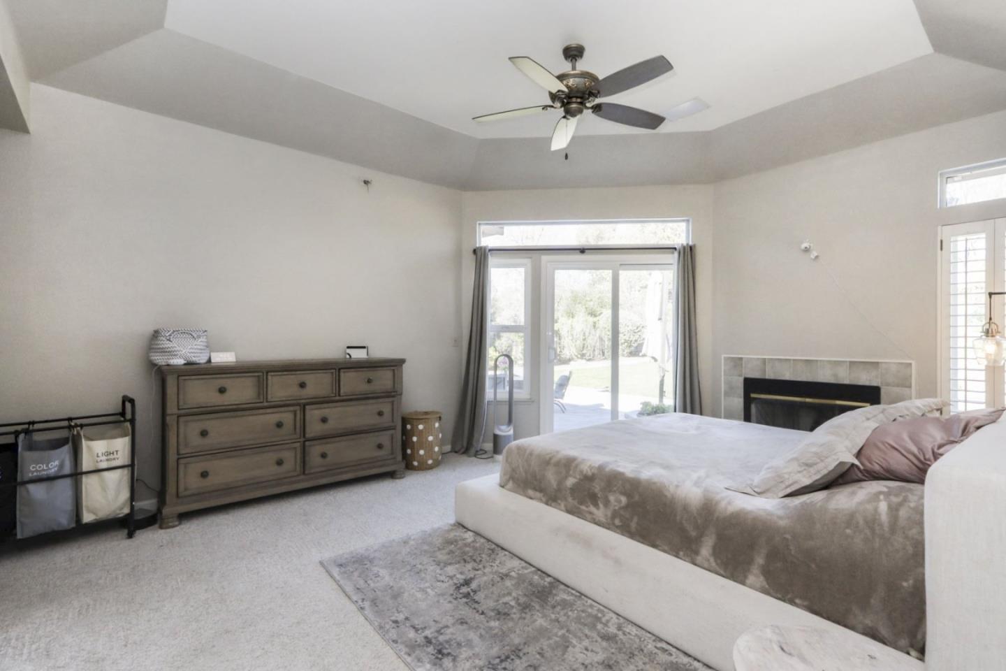 Detail Gallery Image 15 of 27 For 331 Tierra Del Sol, Hollister,  CA 95023 - 3 Beds | 2/1 Baths