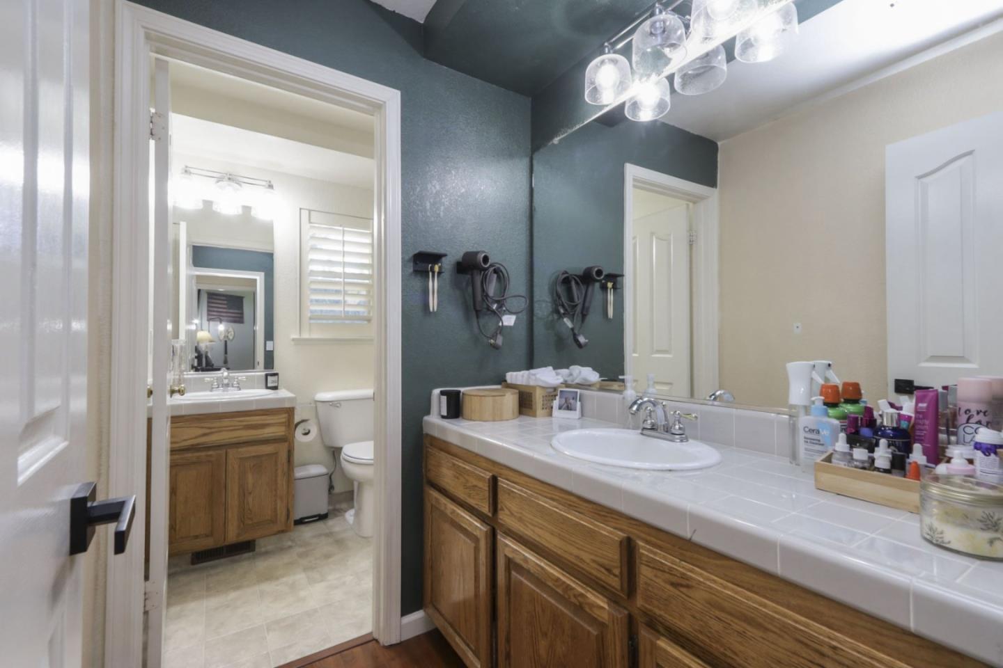 Detail Gallery Image 22 of 27 For 331 Tierra Del Sol, Hollister,  CA 95023 - 3 Beds | 2/1 Baths