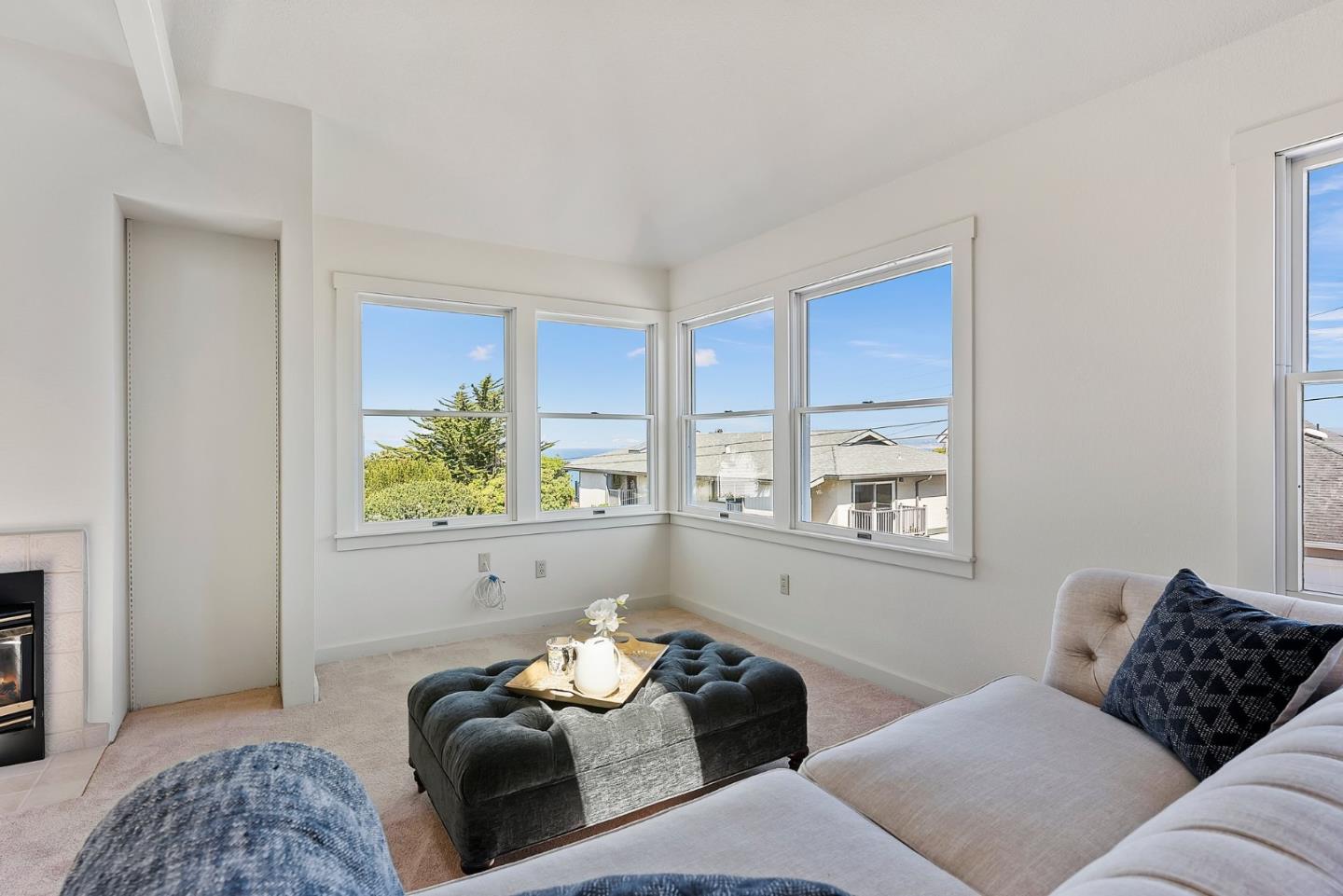 Detail Gallery Image 26 of 57 For 216 2nd St, Pacific Grove,  CA 93950 - 2 Beds | 2 Baths