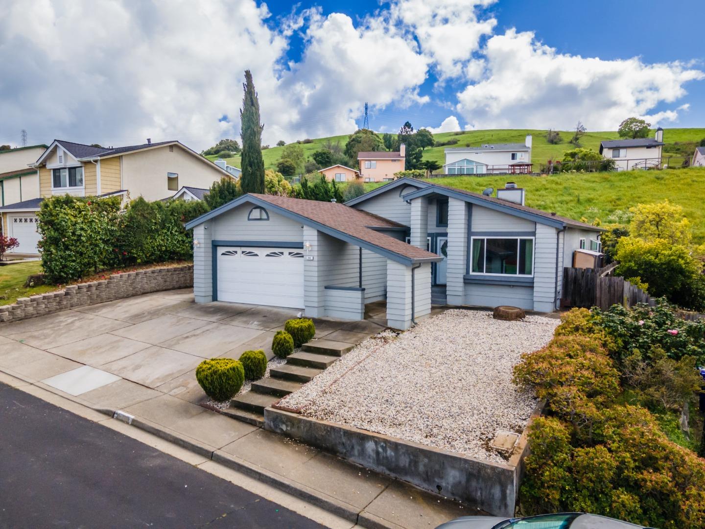 Photo of 202 Falcon Way, Hercules, CA 94547