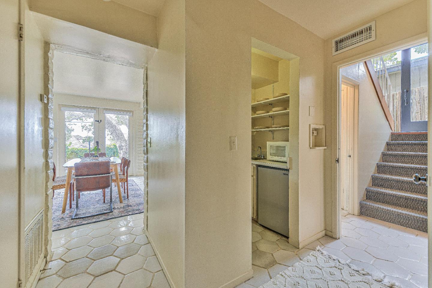 Detail Gallery Image 27 of 42 For 0 Camino Real 11ne 4th Ave, Carmel,  CA 93923 - 3 Beds | 3/1 Baths