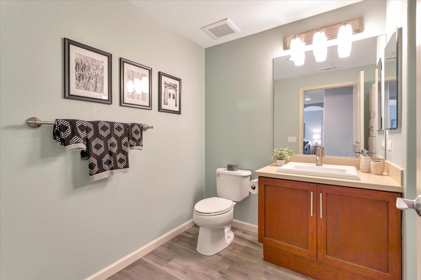 Detail Gallery Image 24 of 48 For 912 Campisi Way #215,  Campbell,  CA 95008 - 2 Beds | 2 Baths