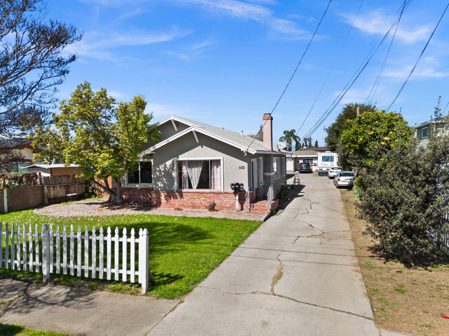 562 Simon Street, Hayward, CA 