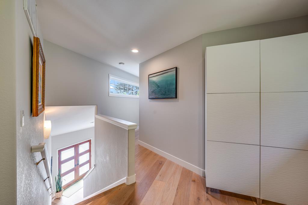 Detail Gallery Image 32 of 70 For 426 Rosedale Ct, Capitola,  CA 95010 - 3 Beds | 2/1 Baths