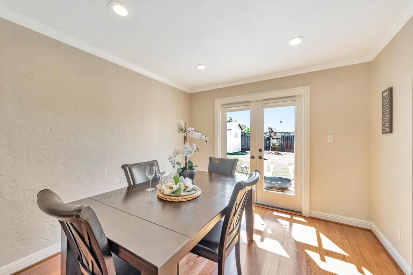 Detail Gallery Image 15 of 32 For 451 Halsey Ave, San Jose,  CA 95128 - 2 Beds | 1 Baths