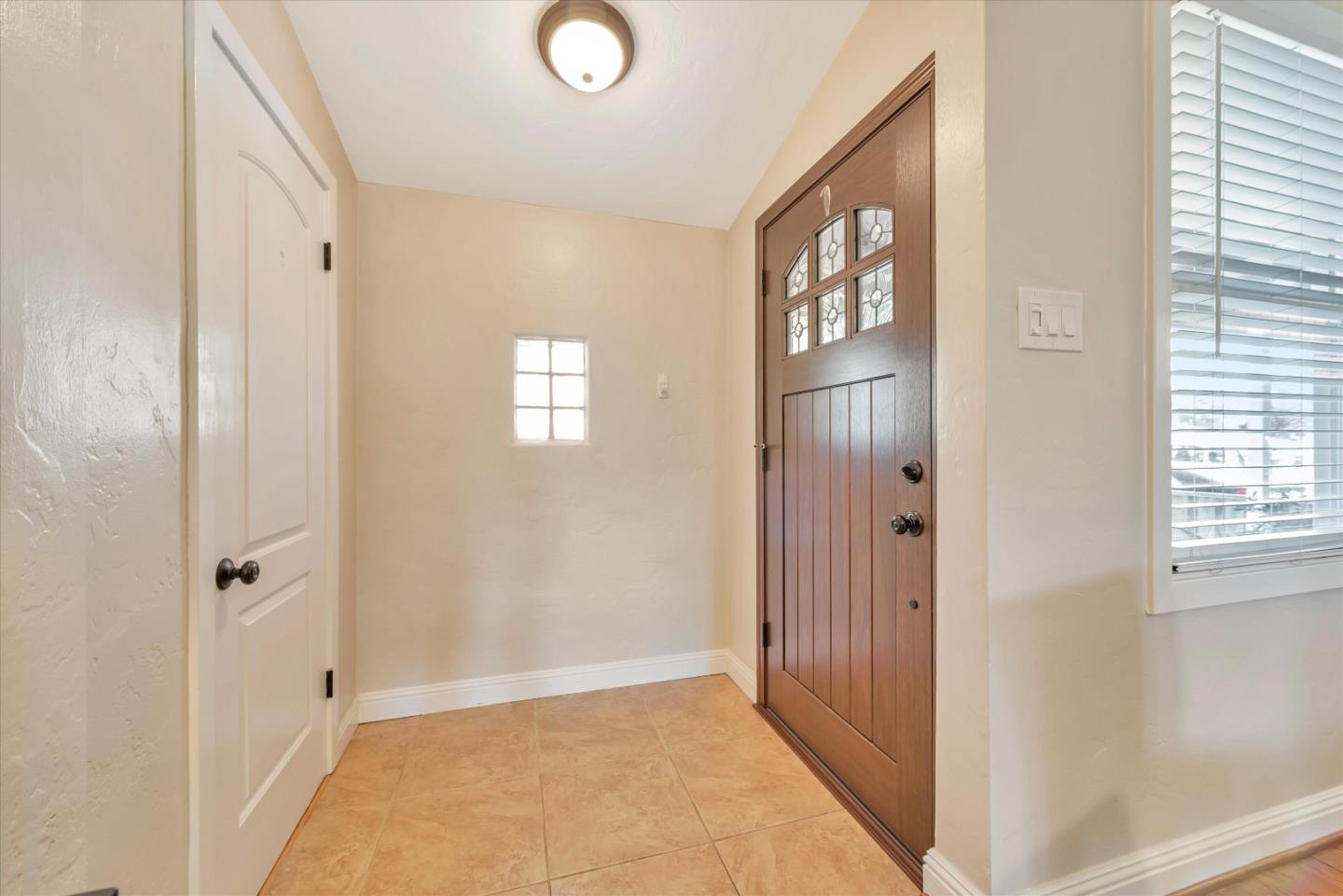 Detail Gallery Image 4 of 32 For 451 Halsey Ave, San Jose,  CA 95128 - 2 Beds | 1 Baths