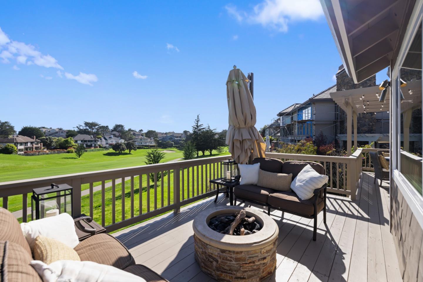 Detail Gallery Image 28 of 68 For 410 Fairway Dr, Half Moon Bay,  CA 94019 - 5 Beds | 3 Baths