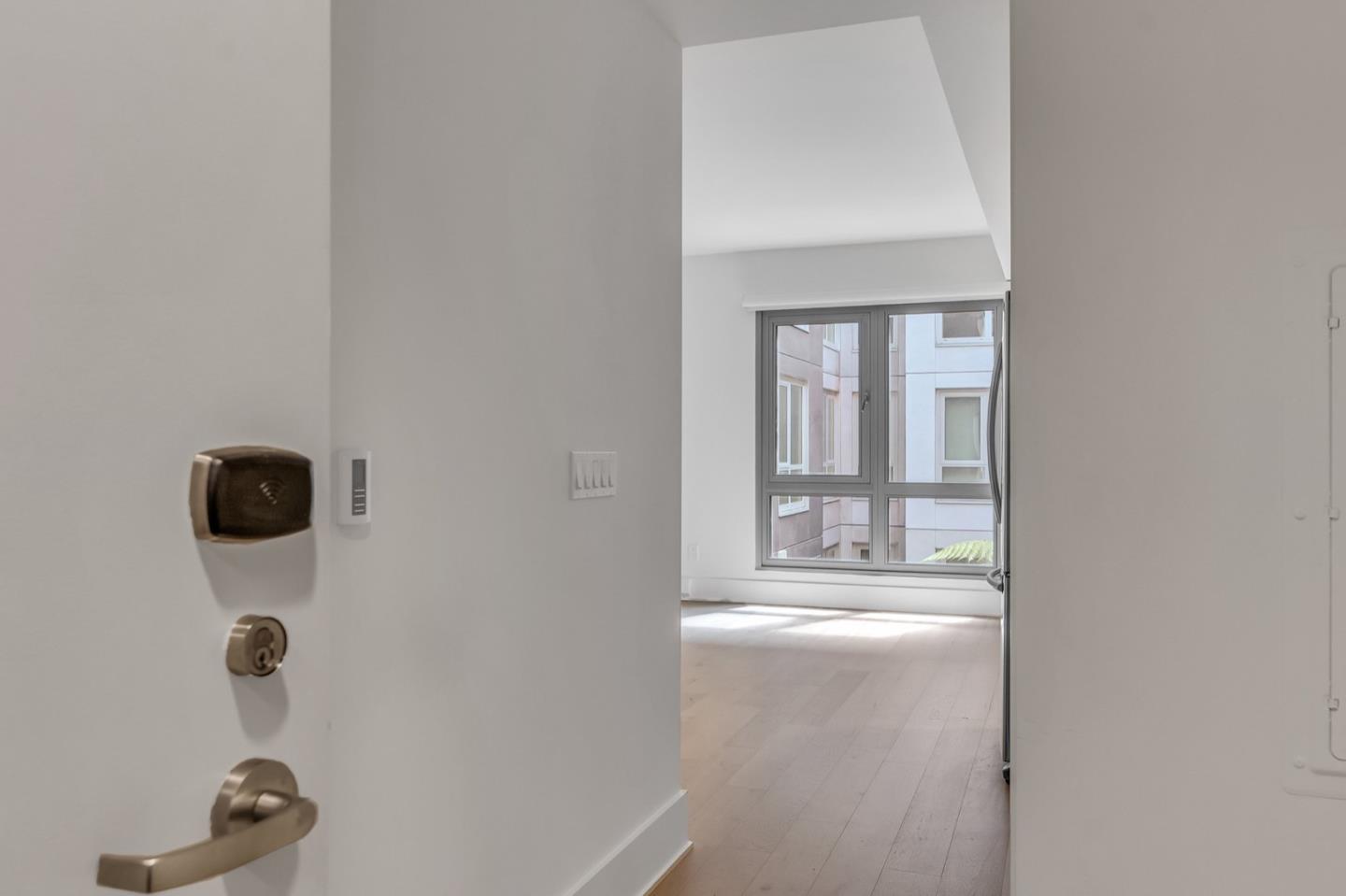 Detail Gallery Image 11 of 24 For 1075 Market St #305,  San Francisco,  CA 94103 - 0 Beds | 1 Baths