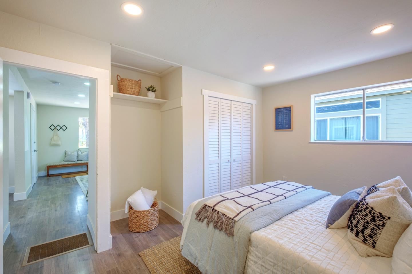 Detail Gallery Image 11 of 67 For 111 Bellevue Ave, San Jose,  CA 95110 - 4 Beds | 1 Baths