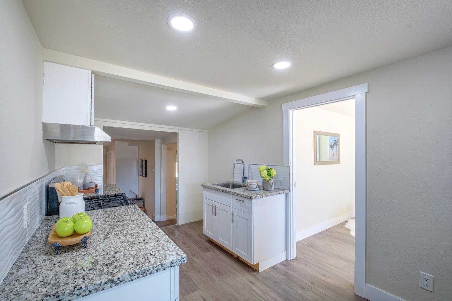 Detail Gallery Image 17 of 67 For 111 Bellevue Ave, San Jose,  CA 95110 - 4 Beds | 1 Baths