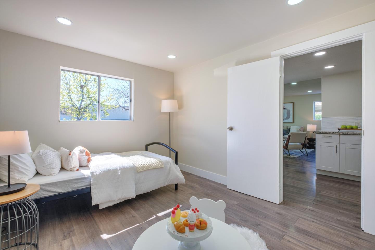 Detail Gallery Image 21 of 67 For 111 Bellevue Ave, San Jose,  CA 95110 - 4 Beds | 1 Baths