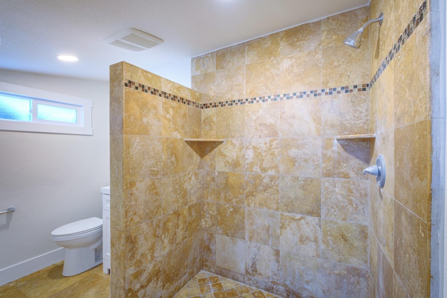 Detail Gallery Image 24 of 67 For 111 Bellevue Ave, San Jose,  CA 95110 - 4 Beds | 1 Baths
