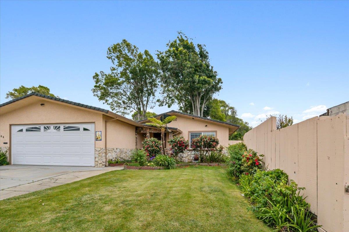 Photo of 668 Calaveras Dr in Salinas, CA