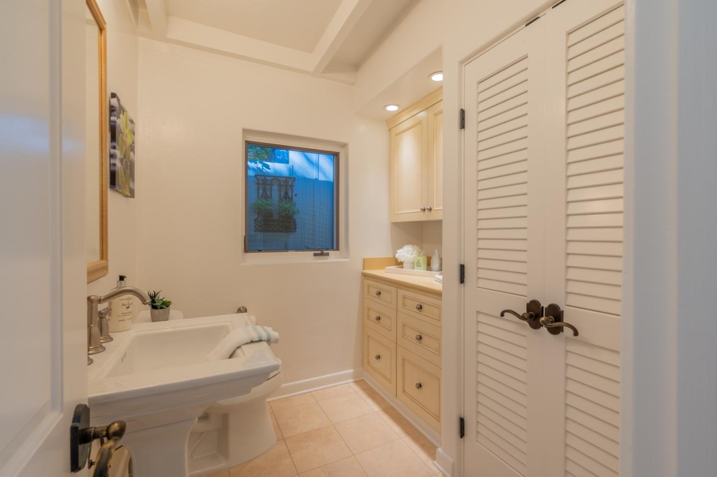 Detail Gallery Image 26 of 41 For 0 Lobos 3 Sw of 3rd St, Carmel,  CA 93921 - 3 Beds | 1/1 Baths