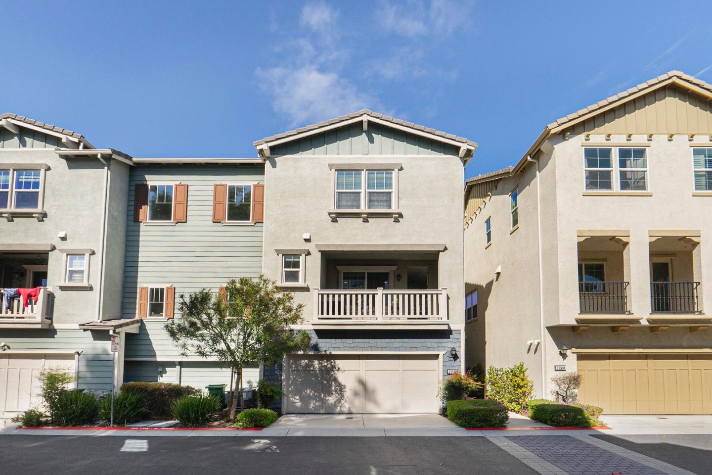 Detail Gallery Image 1 of 1 For 33930 Sagrantino Ter, Fremont,  CA 94555 - 3 Beds | 3/1 Baths