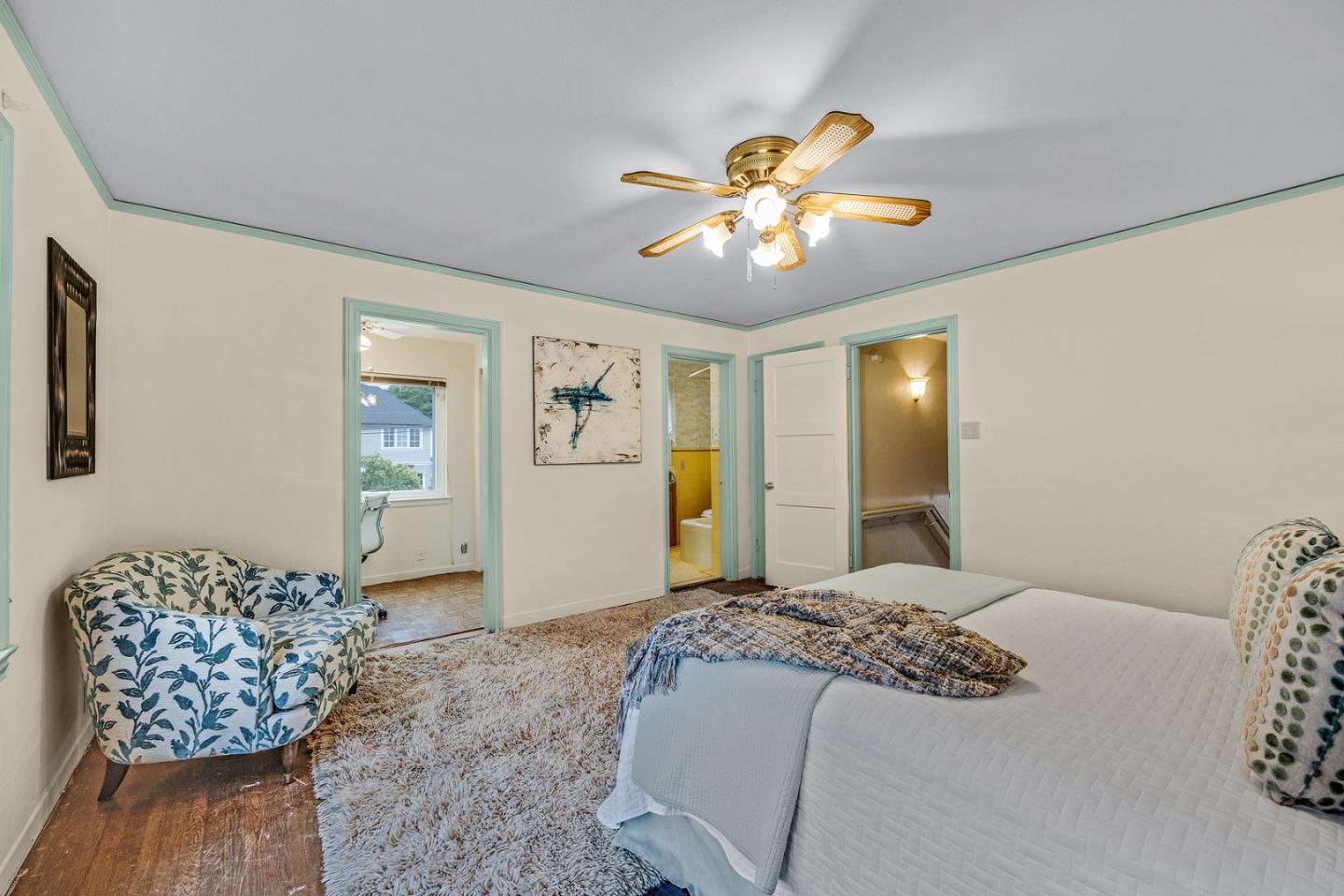 Detail Gallery Image 17 of 34 For 1519 Bernal Ave, Burlingame,  CA 94010 - 3 Beds | 2 Baths
