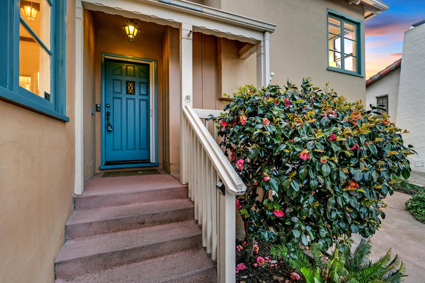 Detail Gallery Image 3 of 34 For 1519 Bernal Ave, Burlingame,  CA 94010 - 3 Beds | 2 Baths