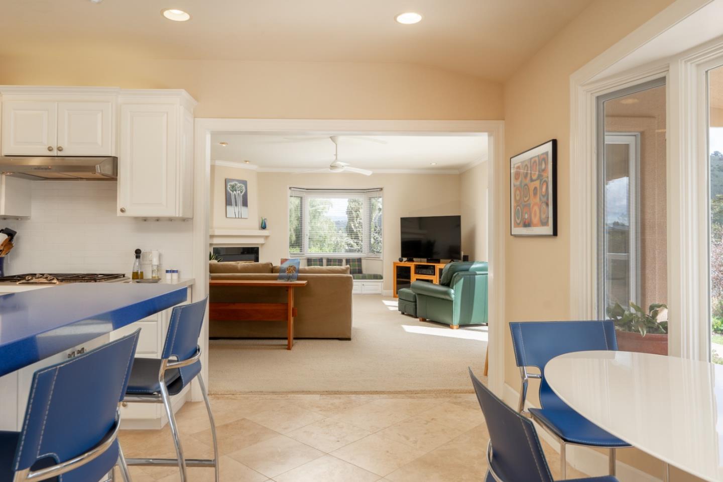 Detail Gallery Image 14 of 50 For 23755 Spectacular Bid Ln, Monterey,  CA 93940 - 4 Beds | 2/2 Baths