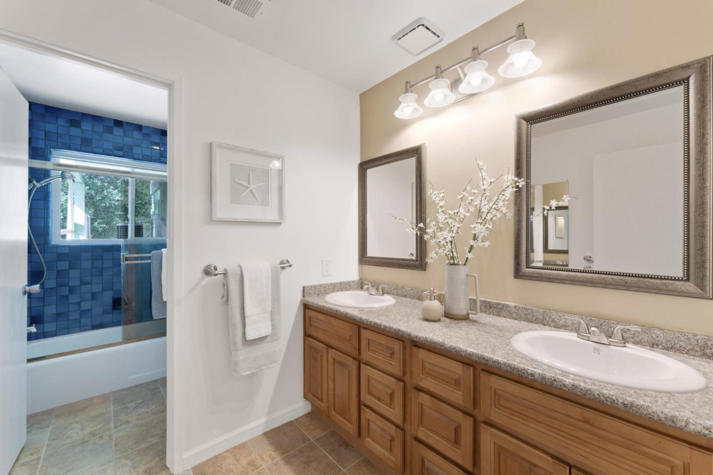 Detail Gallery Image 36 of 47 For 11475 Canyon View Cir, Cupertino,  CA 95014 - 3 Beds | 2/1 Baths