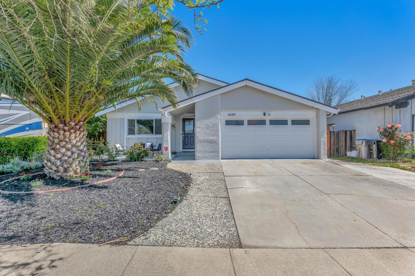 Photo of 4684 Holycon Cir in San Jose, CA