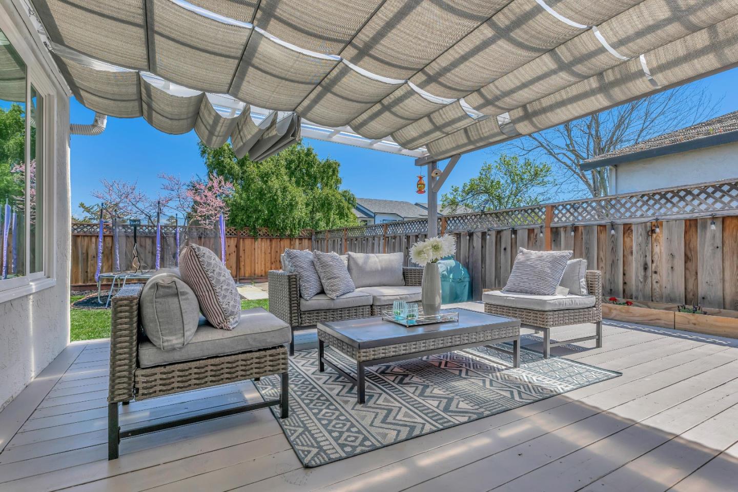 Detail Gallery Image 31 of 34 For 4684 Holycon Cir, San Jose,  CA 95136 - 3 Beds | 2 Baths