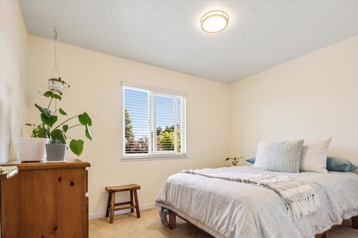 Detail Gallery Image 19 of 27 For 210 Berryknoll Ct, Watsonville,  CA 95076 - 3 Beds | 2/1 Baths