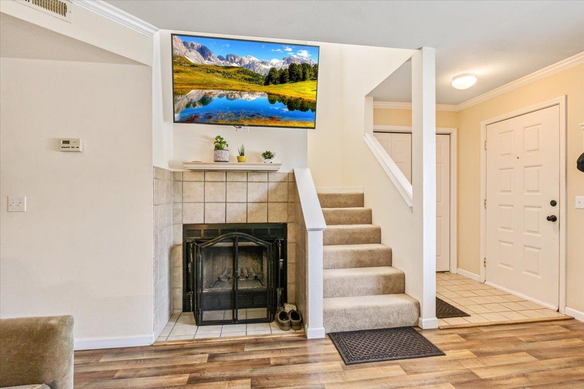 Detail Gallery Image 5 of 27 For 210 Berryknoll Ct, Watsonville,  CA 95076 - 3 Beds | 2/1 Baths