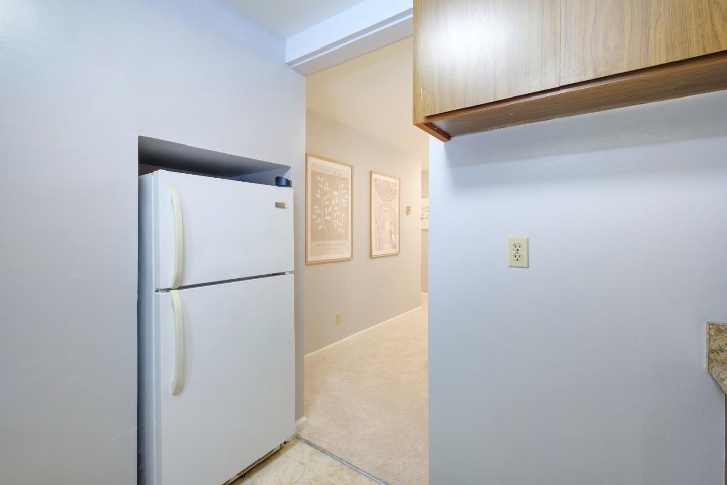Detail Gallery Image 23 of 37 For 50 E Middlefield Rd #40,  Mountain View,  CA 94043 - 1 Beds | 1 Baths