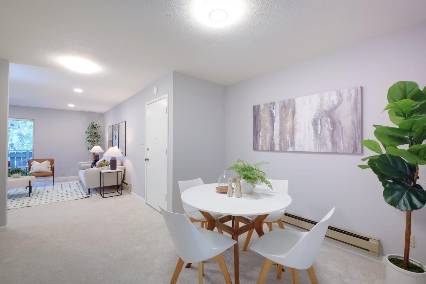 Detail Gallery Image 5 of 37 For 50 E Middlefield Rd #40,  Mountain View,  CA 94043 - 1 Beds | 1 Baths