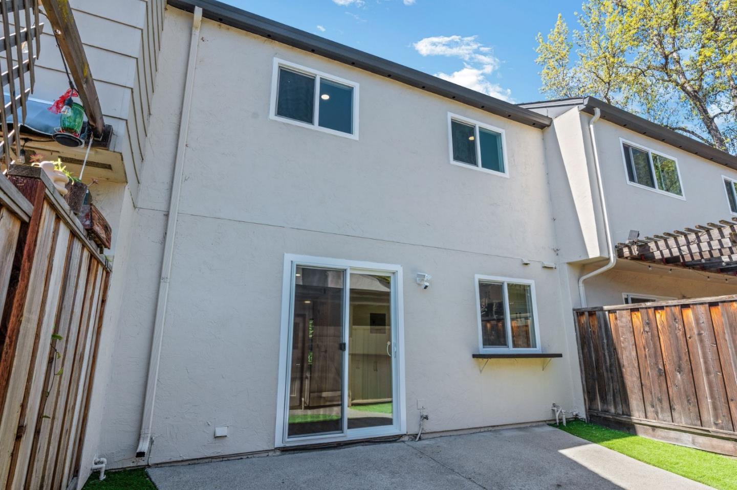 Detail Gallery Image 21 of 30 For 1490 Carnot Dr, San Jose,  CA 95126 - 3 Beds | 1/1 Baths