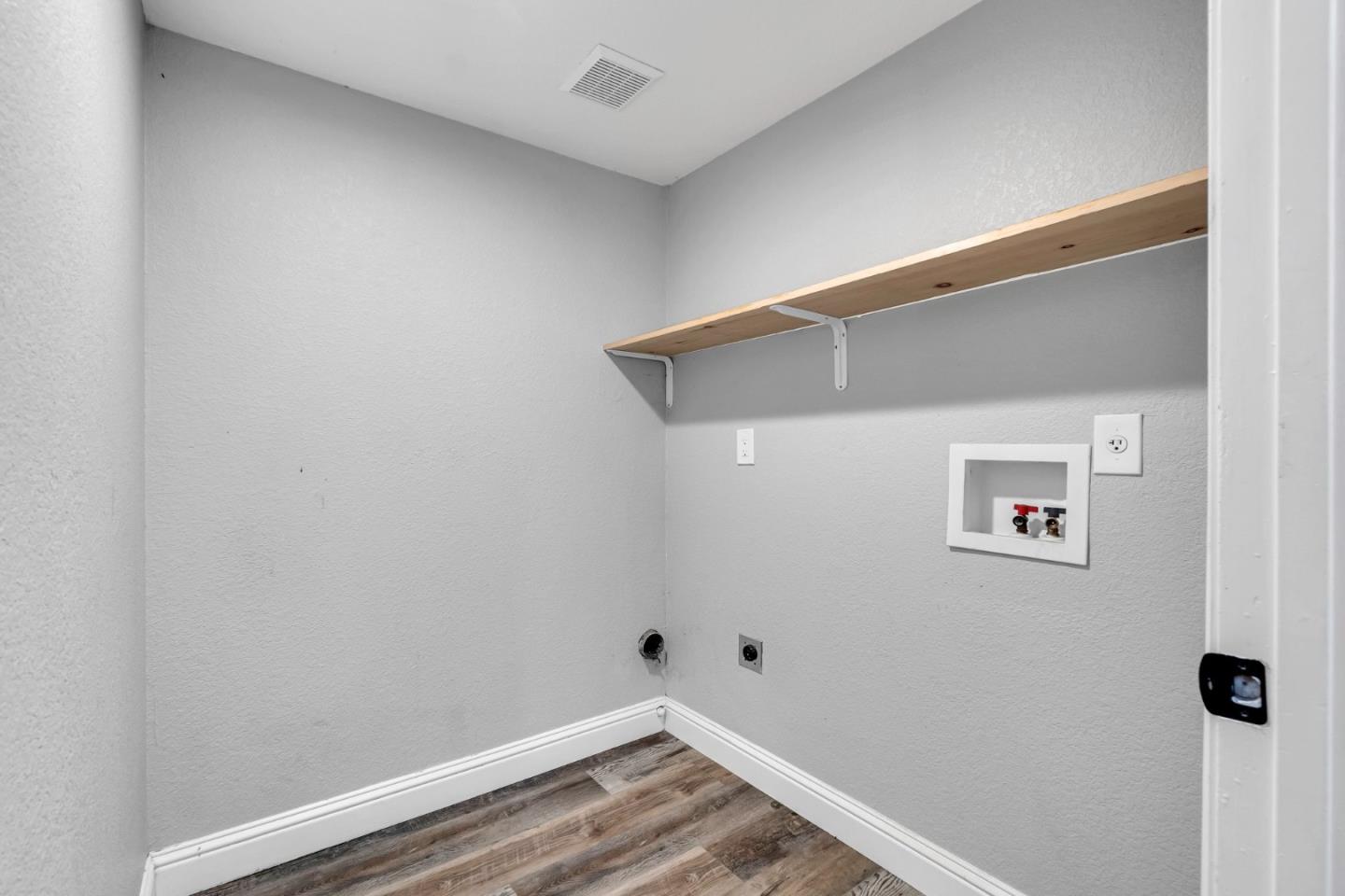 Detail Gallery Image 30 of 49 For 95 Dale Odell Dr, Tracy,  CA 95376 - 4 Beds | 2/1 Baths