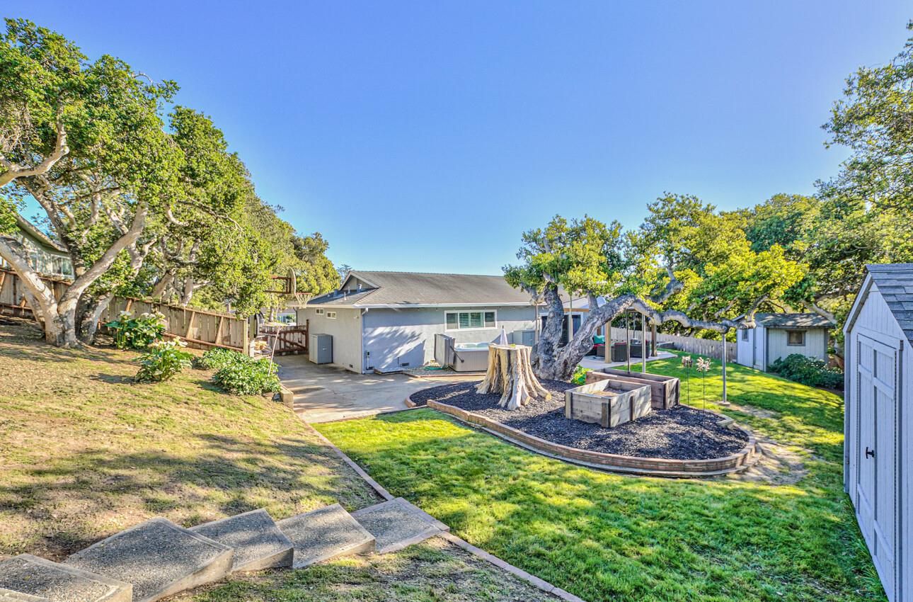 15095 Oak Hills Dr, Prunedale, CA 93907 - 3 Beds | 2 Baths (Active ...