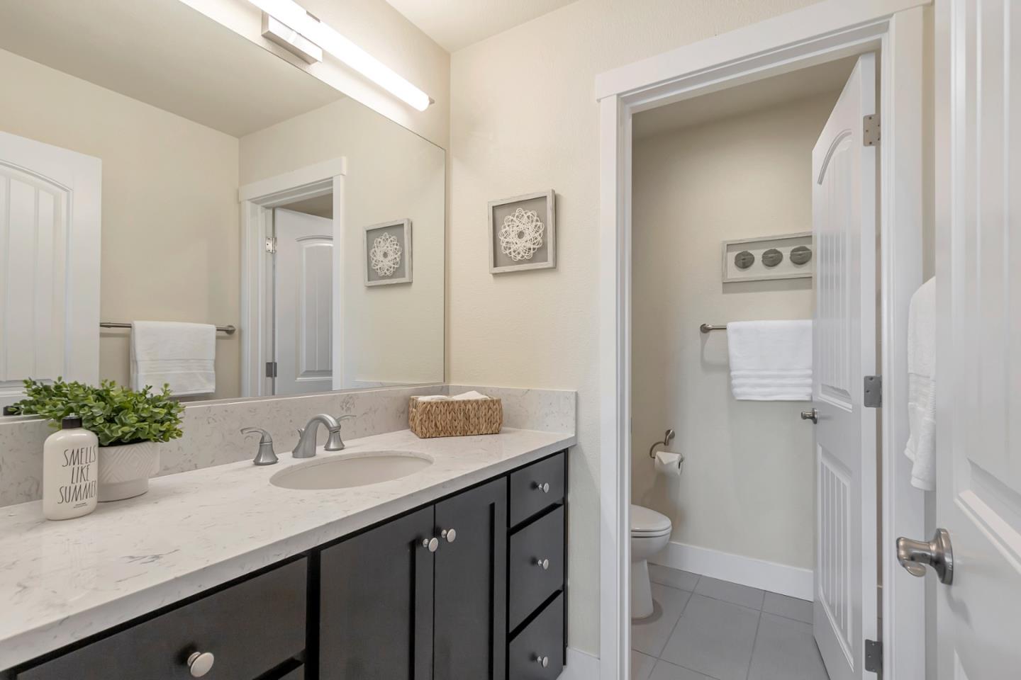 Detail Gallery Image 30 of 38 For 512 San Augusto Ter, Sunnyvale,  CA 94085 - 4 Beds | 3/1 Baths