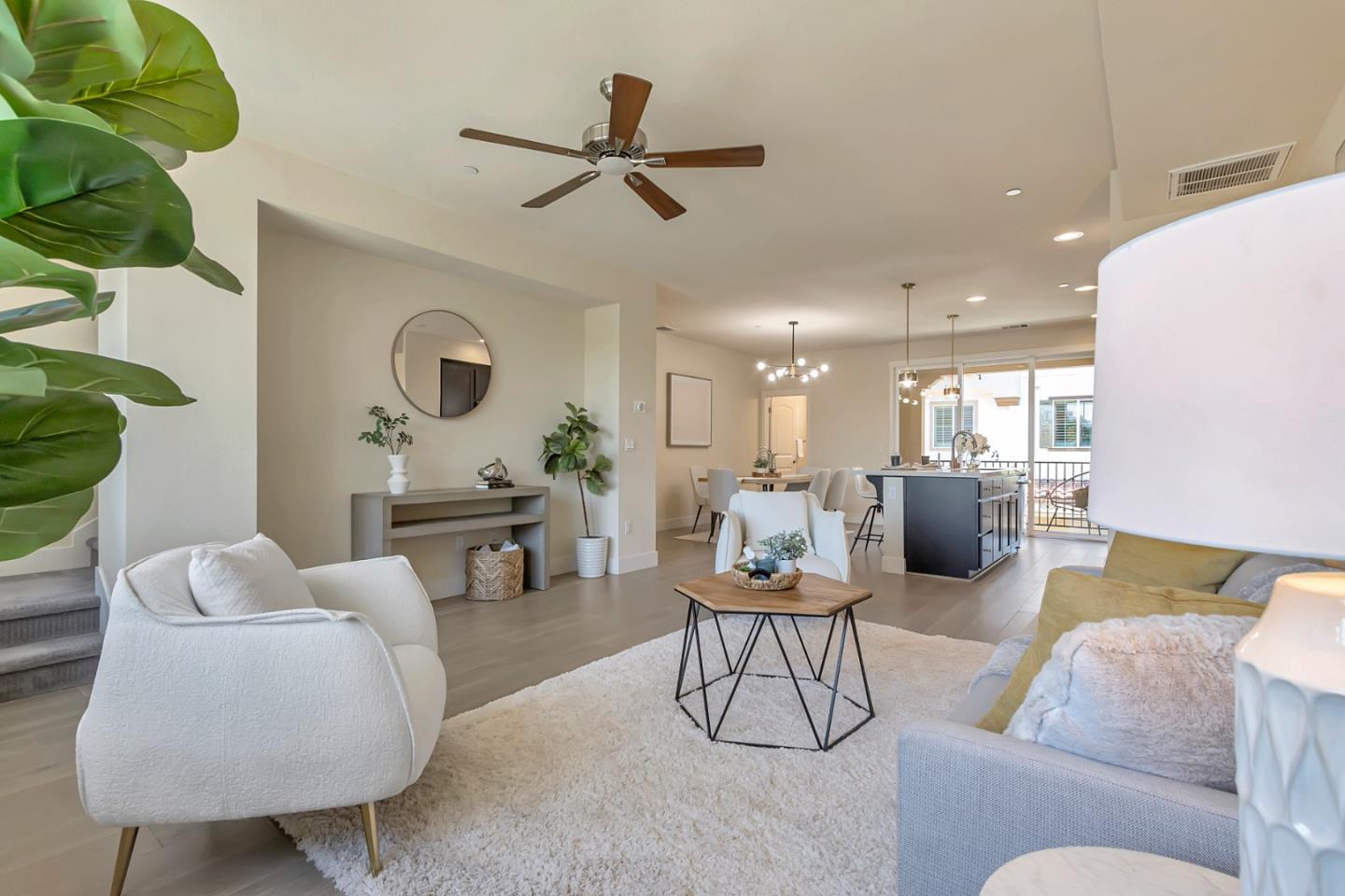Detail Gallery Image 8 of 38 For 512 San Augusto Ter, Sunnyvale,  CA 94085 - 4 Beds | 3/1 Baths