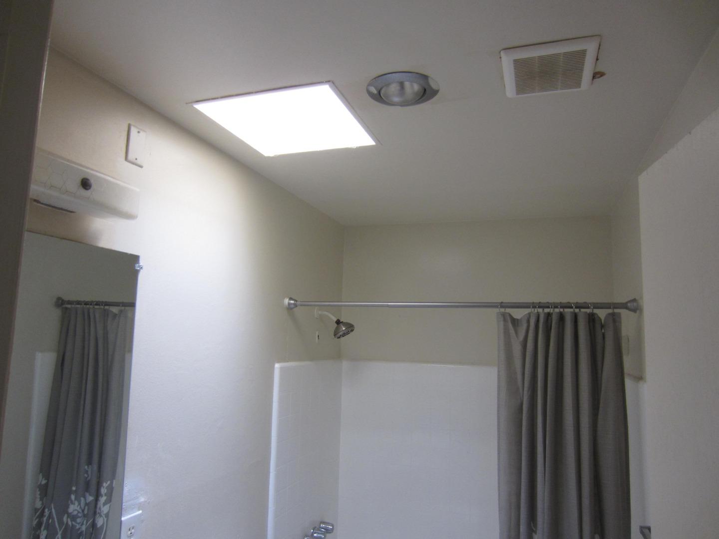 Detail Gallery Image 7 of 12 For 1557 Hudson St #5,  Redwood City,  CA 94061 - 1 Beds | 1 Baths