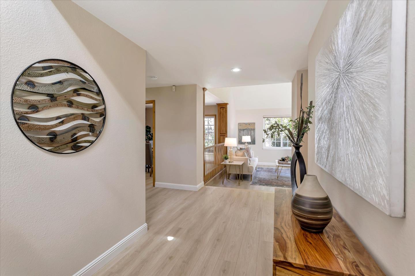 Detail Gallery Image 11 of 73 For 795 Glenborough Dr, Mountain View,  CA 94041 - 3 Beds | 2/1 Baths