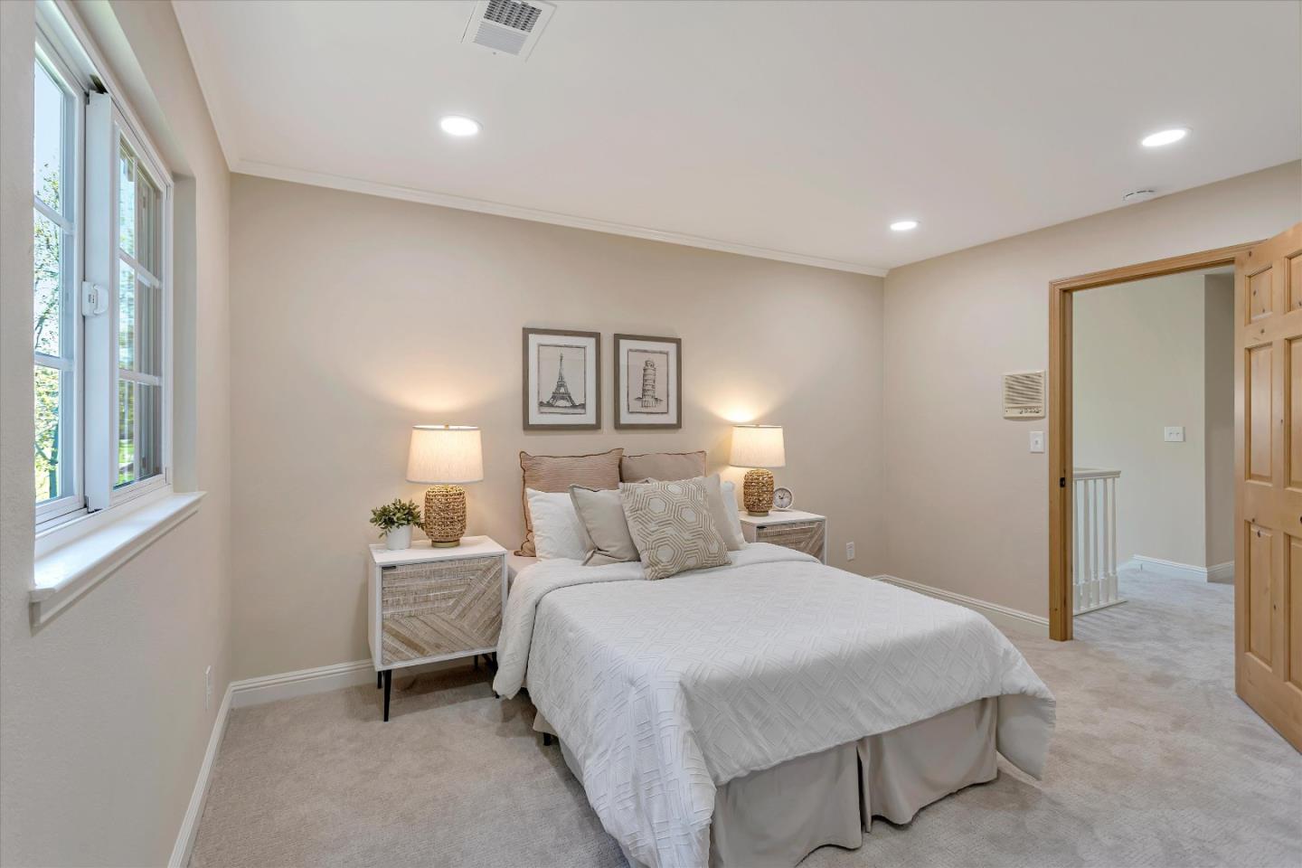 Detail Gallery Image 31 of 73 For 795 Glenborough Dr, Mountain View,  CA 94041 - 3 Beds | 2/1 Baths