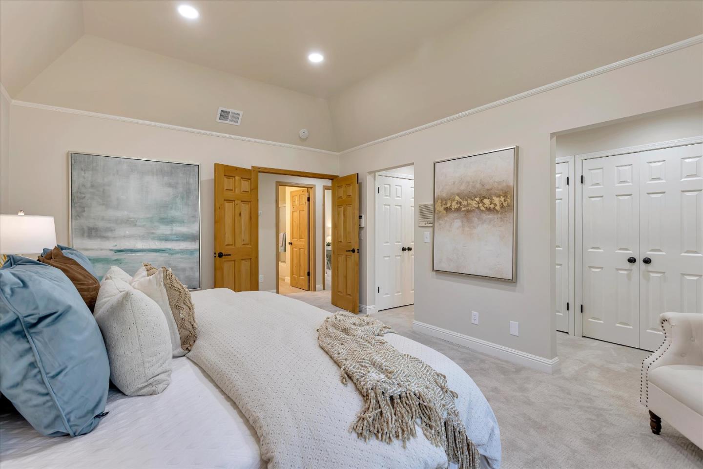 Detail Gallery Image 35 of 73 For 795 Glenborough Dr, Mountain View,  CA 94041 - 3 Beds | 2/1 Baths