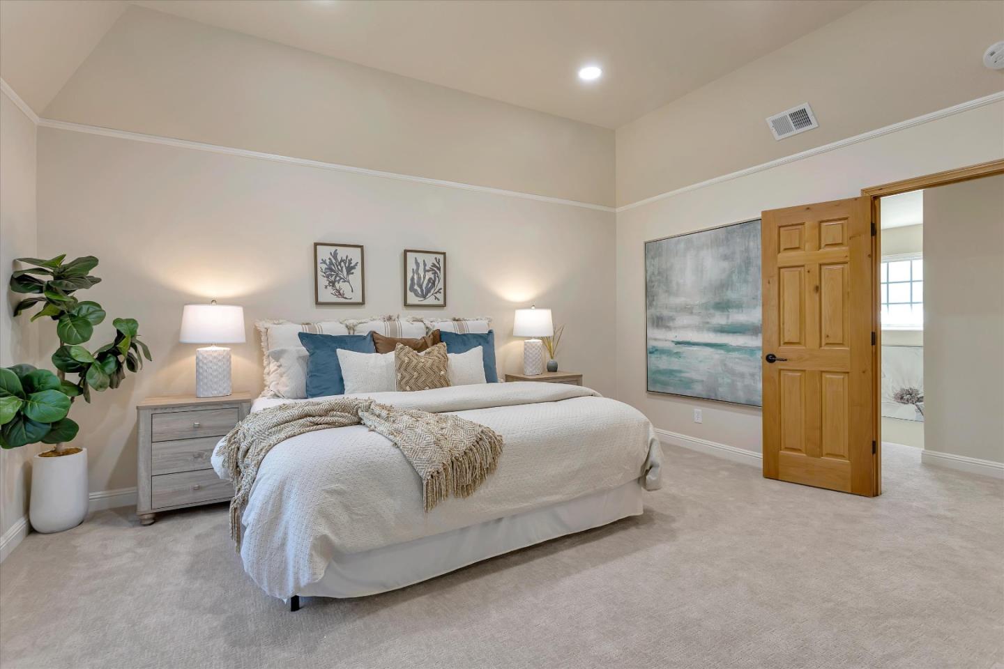 Detail Gallery Image 36 of 73 For 795 Glenborough Dr, Mountain View,  CA 94041 - 3 Beds | 2/1 Baths
