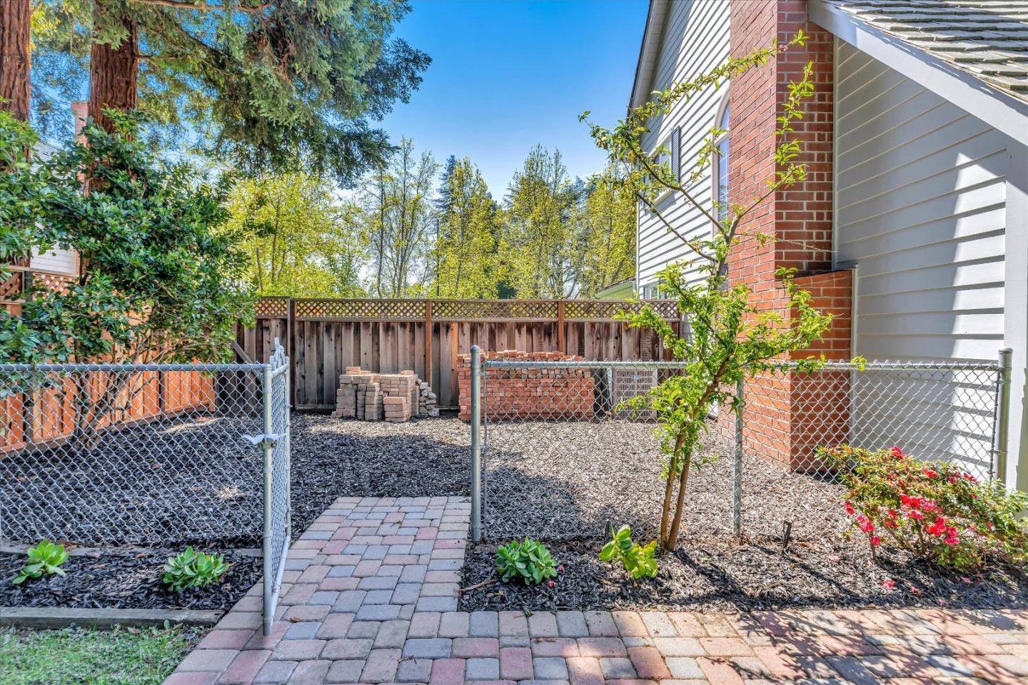 Detail Gallery Image 55 of 73 For 795 Glenborough Dr, Mountain View,  CA 94041 - 3 Beds | 2/1 Baths