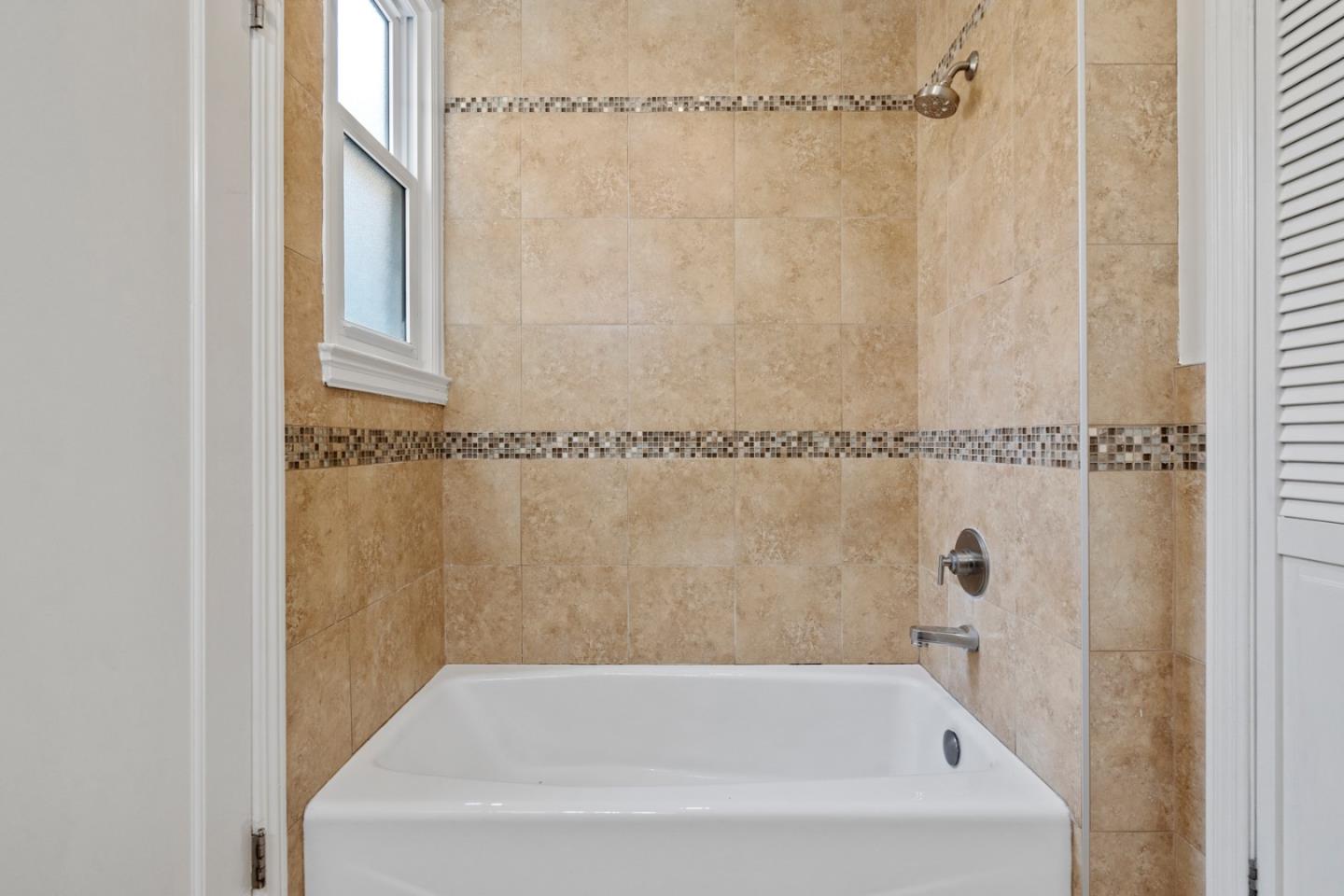 Detail Gallery Image 21 of 27 For 188 School St, Daly City,  CA 94014 - 3 Beds | 2 Baths