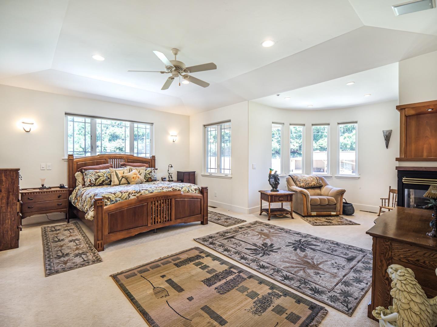 Detail Gallery Image 46 of 107 For 425 Bear Valley Road, Aptos,  CA 95003 - 3 Beds | 2/1 Baths