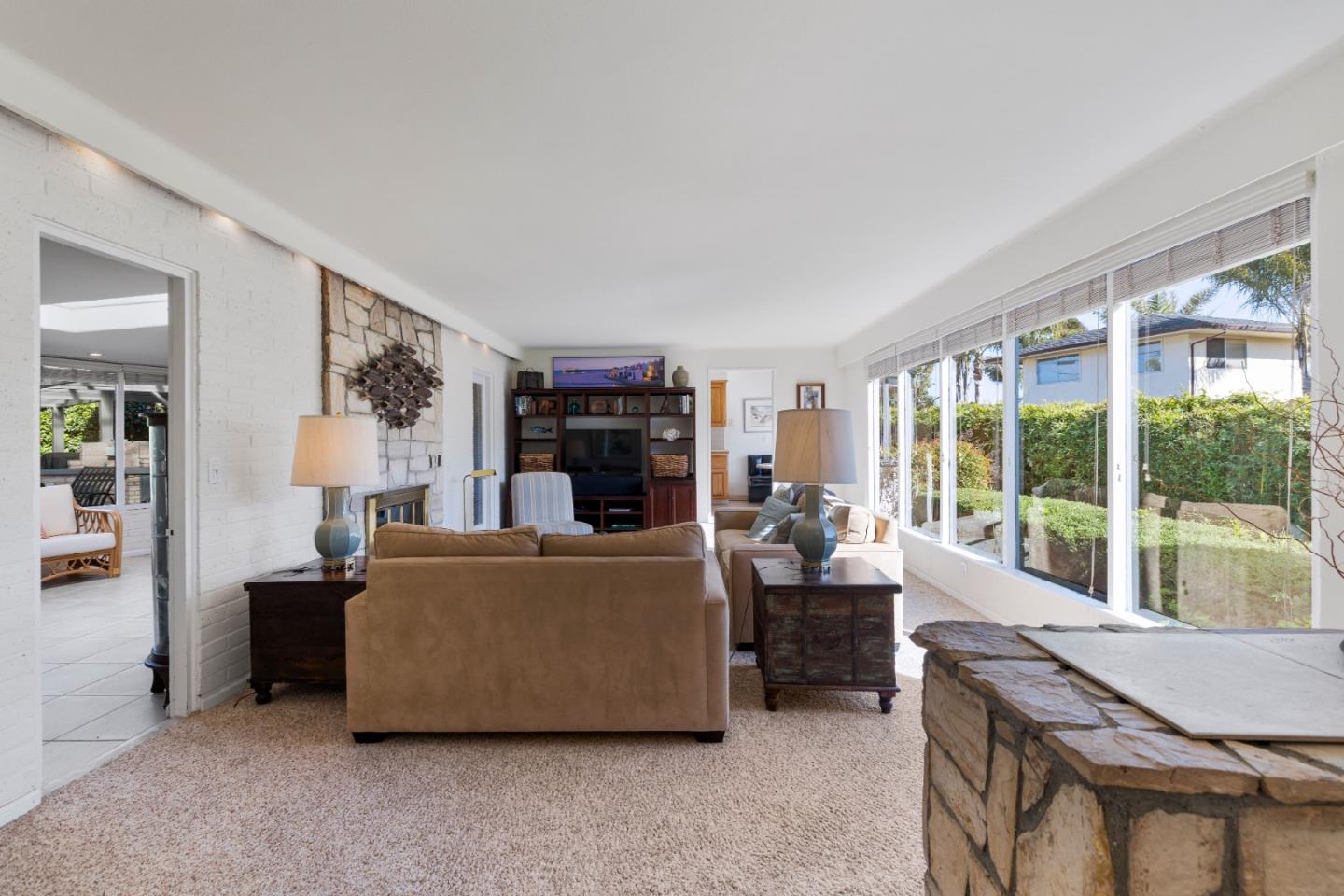 Detail Gallery Image 11 of 45 For 732 Seacliff Dr, Aptos,  CA 95003 - 3 Beds | 2 Baths